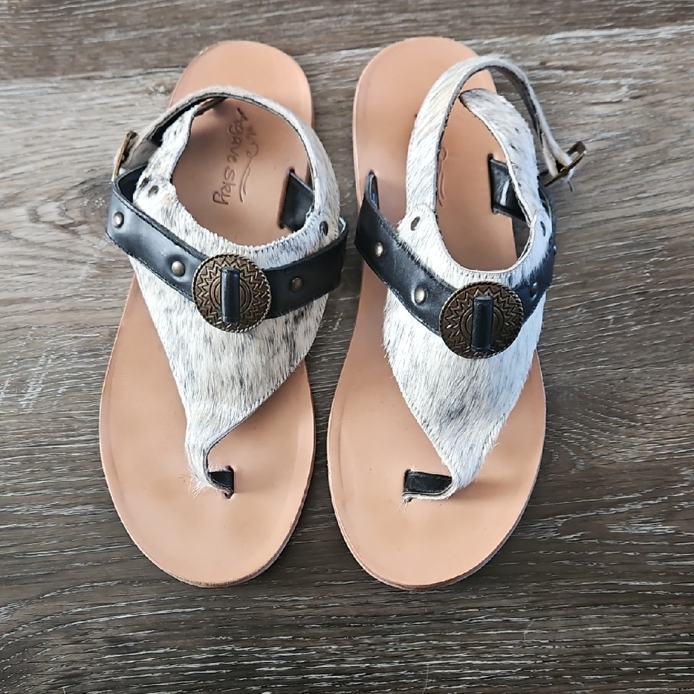 Agave Sky Black and White Sandals